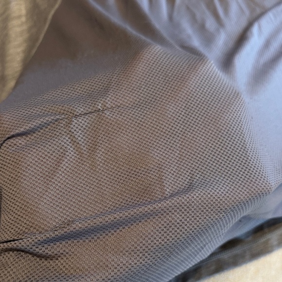 Nike Running Men's Heather Gray Short Sleeve Tee - Picture 7 of 9